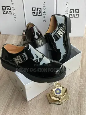 Givenchy Quality Men Shoe