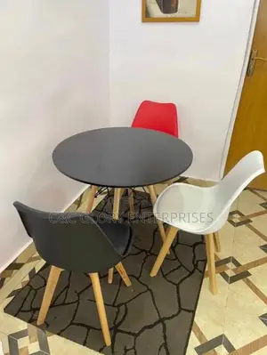 Beautiful Exquisite Table Chairs