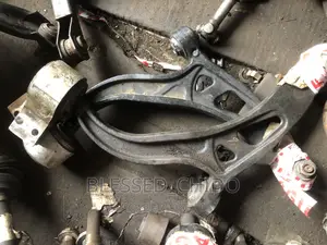 Ford Explorer/Ford Flex 2010 Lower Arm
