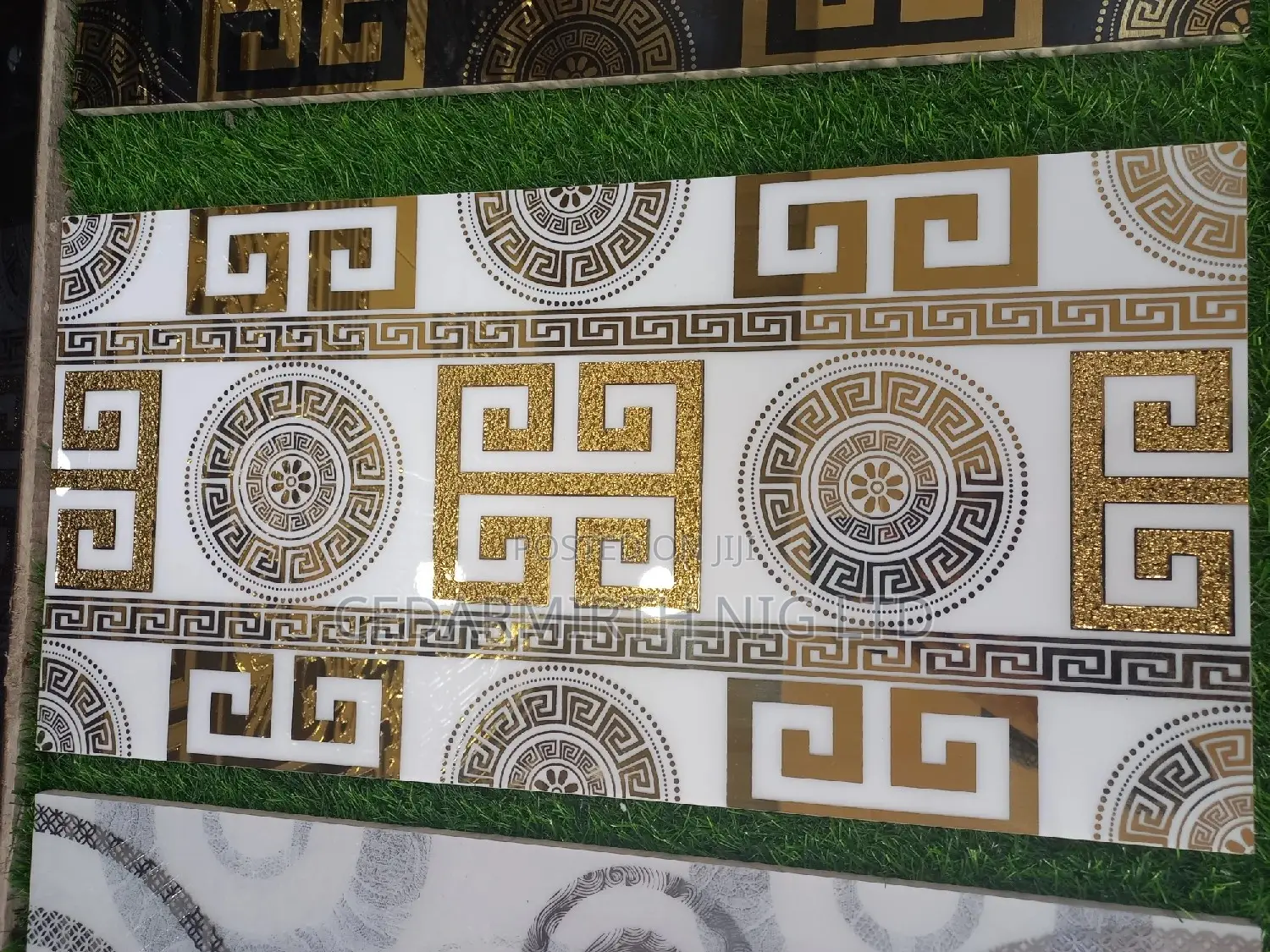 Wall Decor Mirror Tile