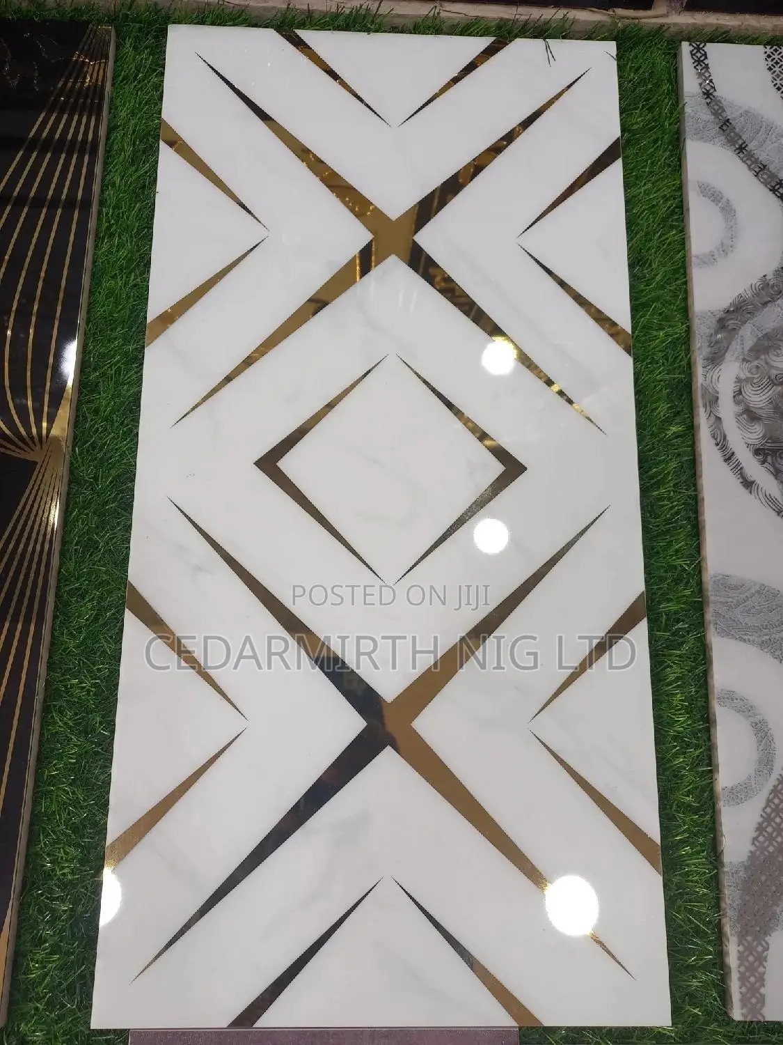 Wall Decor Mirror Tile