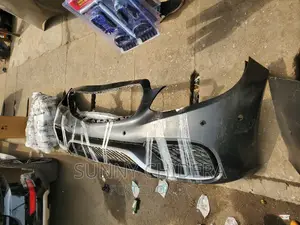 E350 2015 Amg Front Bumper Complete With Grill