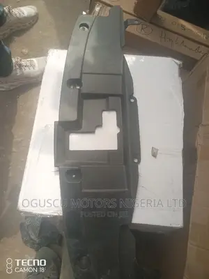 Radiator Plastic Hilux 2020 Model
