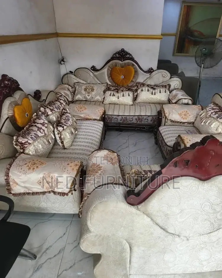 Love Royal Sofa Set