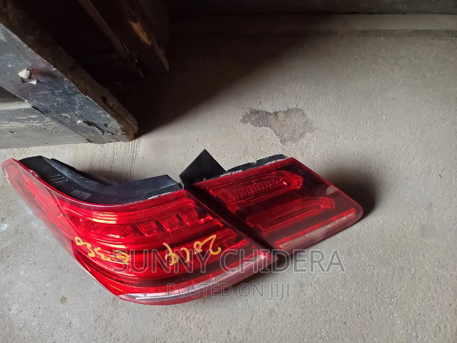 E350 2015 Back Lights Each