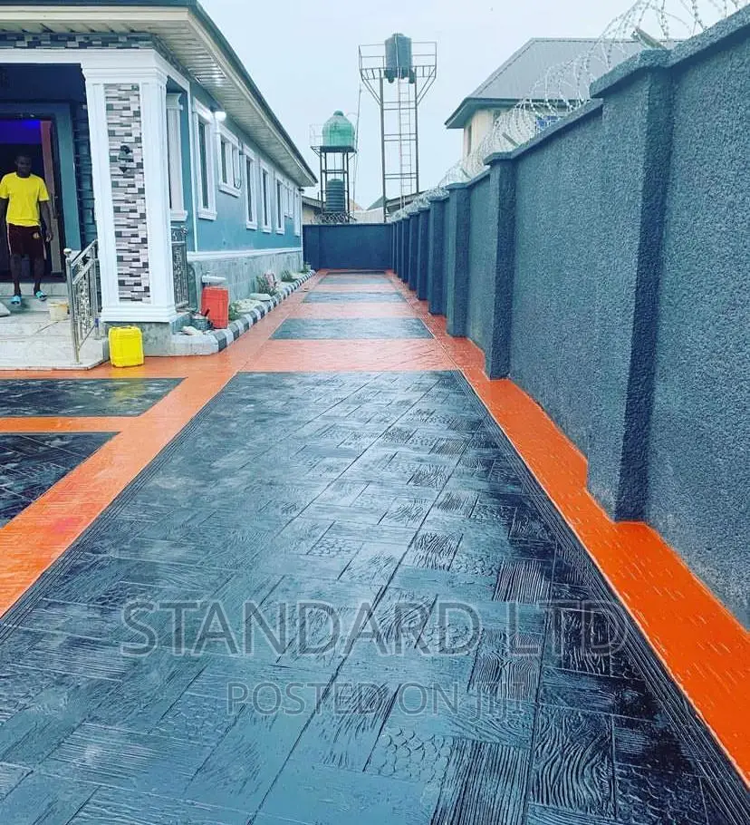 Stamped Concrete Floor (Modern___floor)