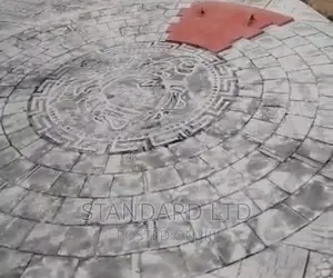 Stamped Concrete Floor (Modern___floor)
