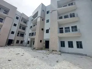3bdrm Apartment in Osapa, Off Mobil Rd, for sale