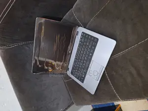Laptop Apple MacBook Pro 2015 8GB Intel Core i5 SSD 128GB