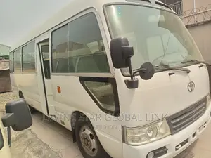 Toyota Coaster 2014 Gold
