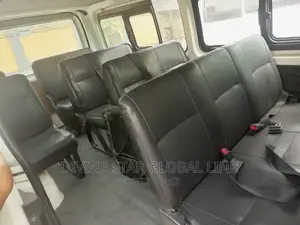 Toyota HiAce 2010 White