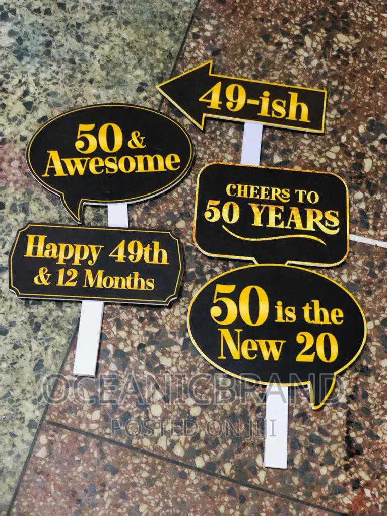 Photos Props and Placards Available