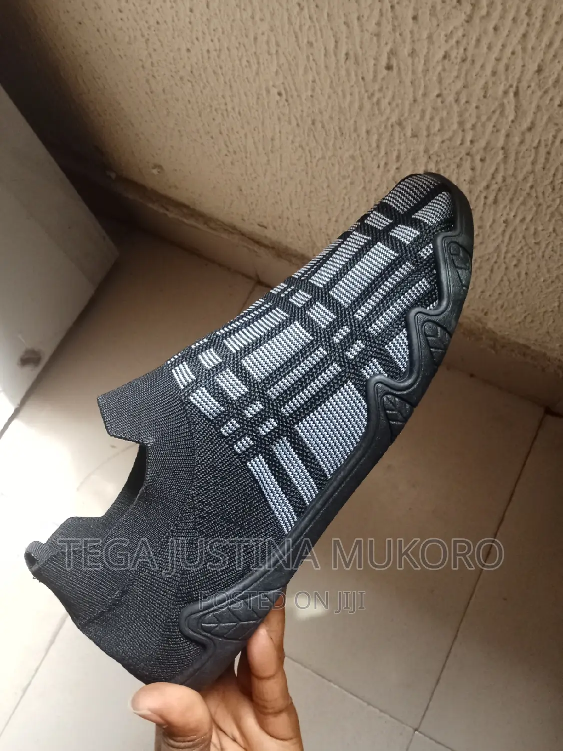 Unisex Sneakers