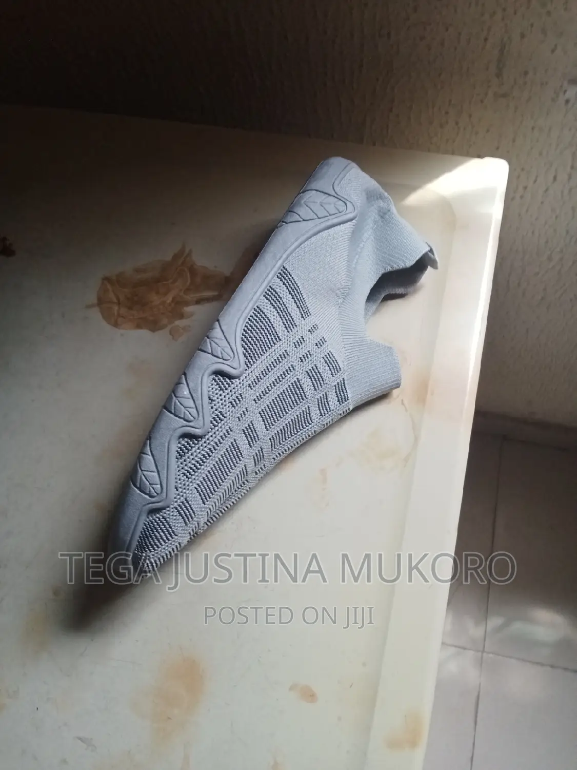 Unisex Sneakers