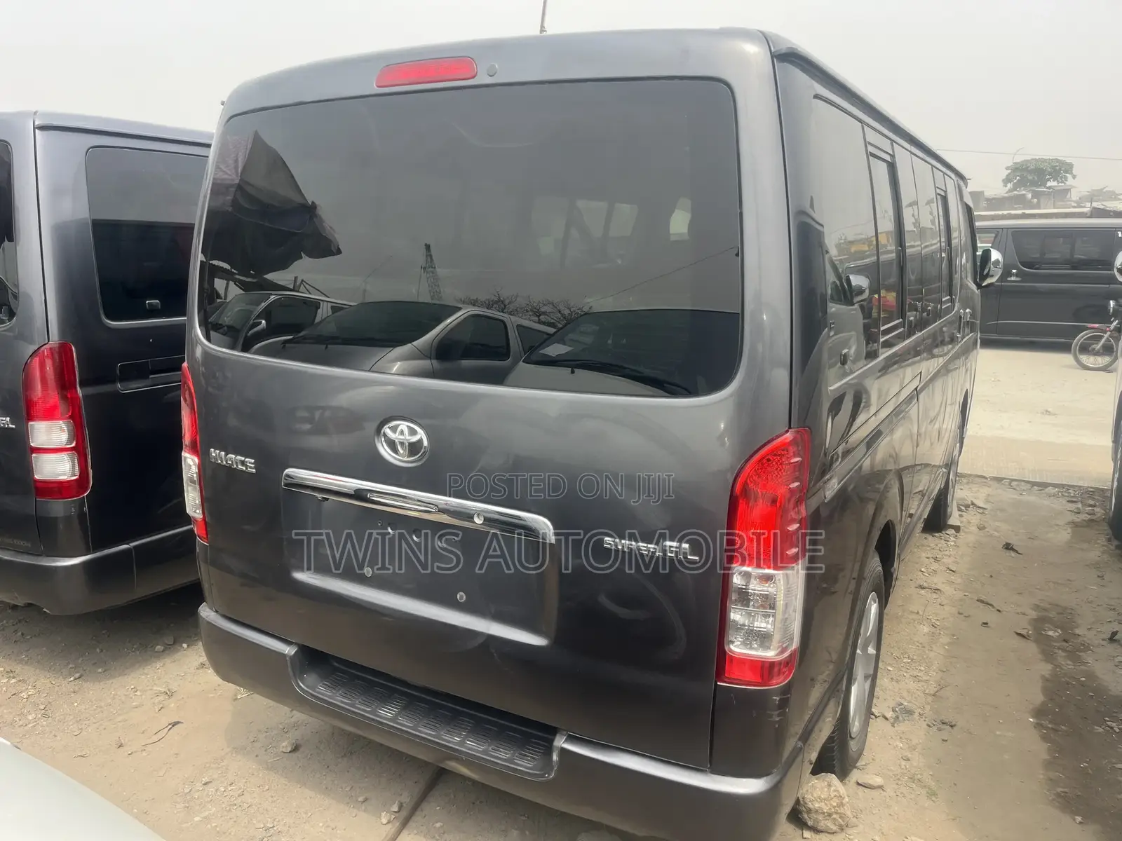 Toyota HiAce 2012 Grey