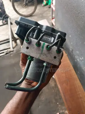 Tokunbor ABS Master For Land Rover Lr3,Lr4 RANGE ROVER Sport