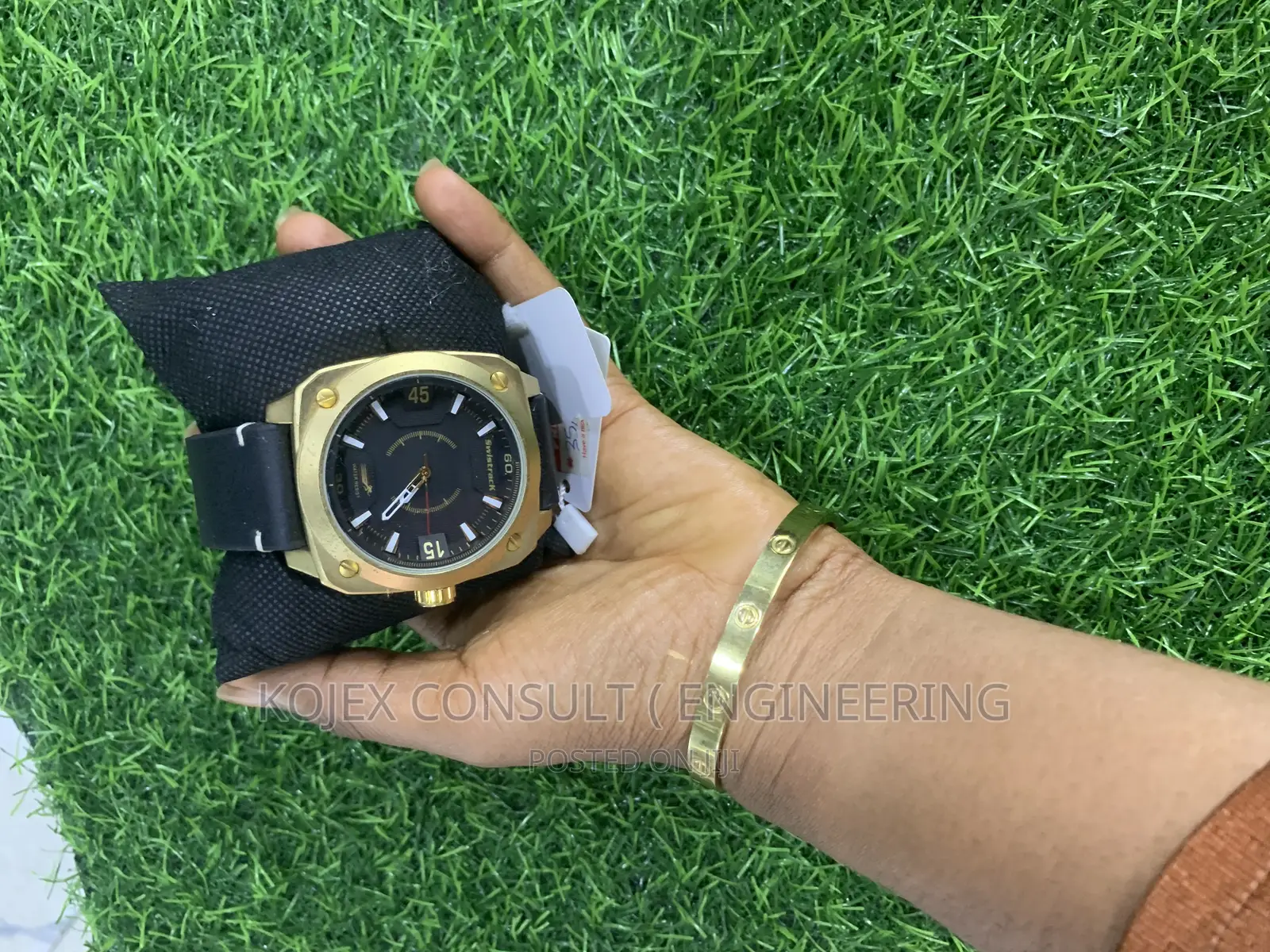 Swistrack Wristwatch