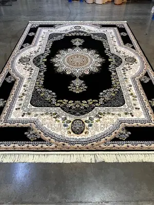 Quality Areabian Center Rug Carpet Size 7/10