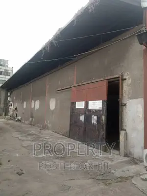 400 SQM Warehouse Ezek