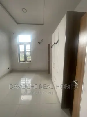4bdrm Duplex in Lekki Phase One for rent