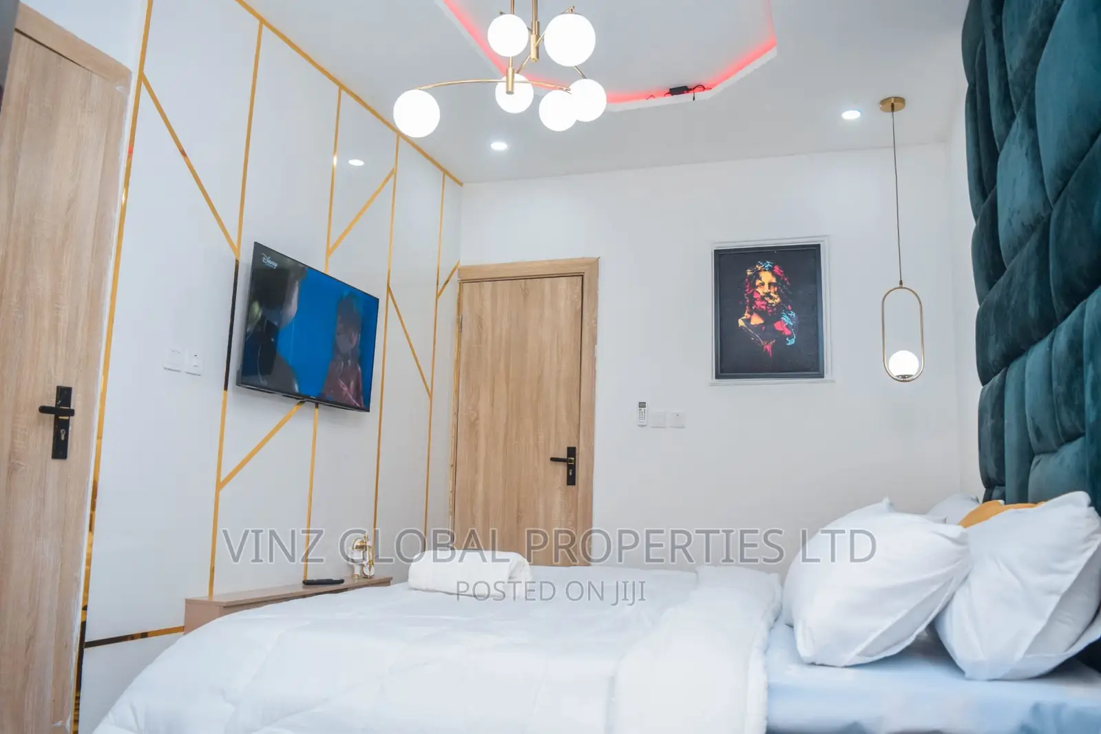 Luxury 2 Bedroom Apartment With Swimming Pool