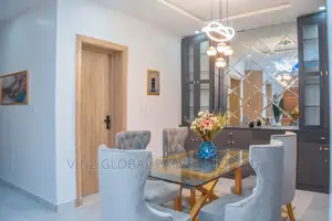 Luxury 2 Bedroom Apartment With Swimming Pool