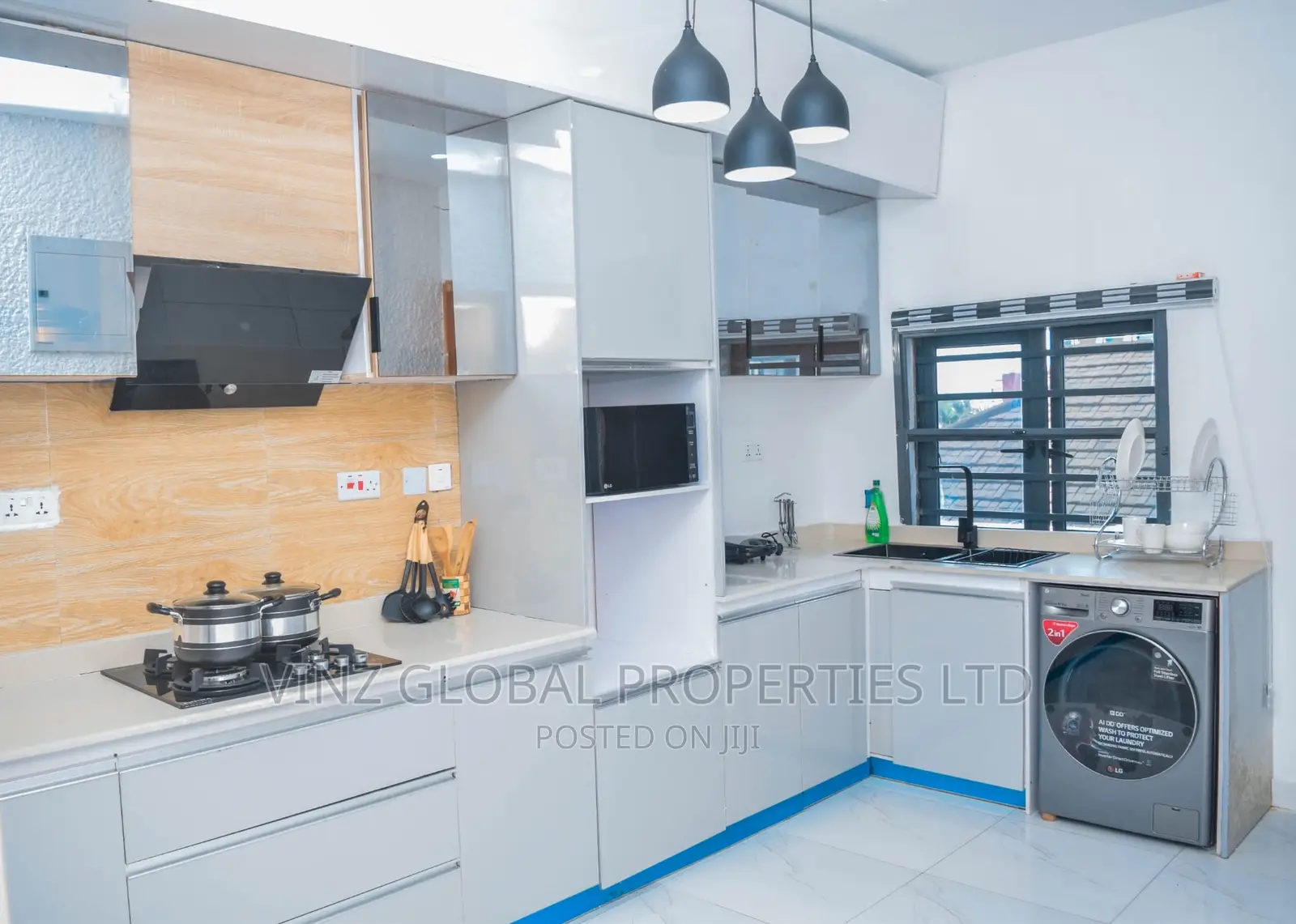 Luxury 2 Bedroom Apartment With Swimming Pool