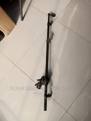 Reflector Holder
