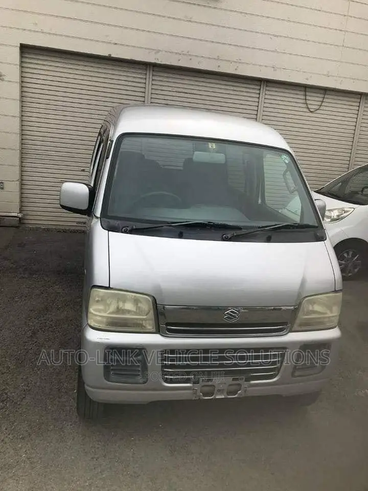 Suzuki Every 2010 White