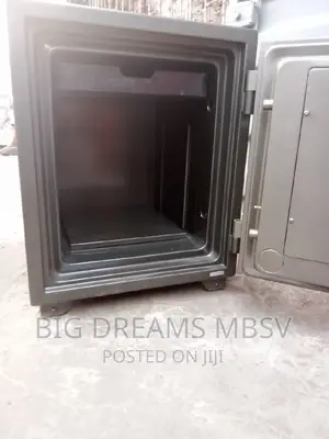 Lt Gb Manual Fireproof Safe