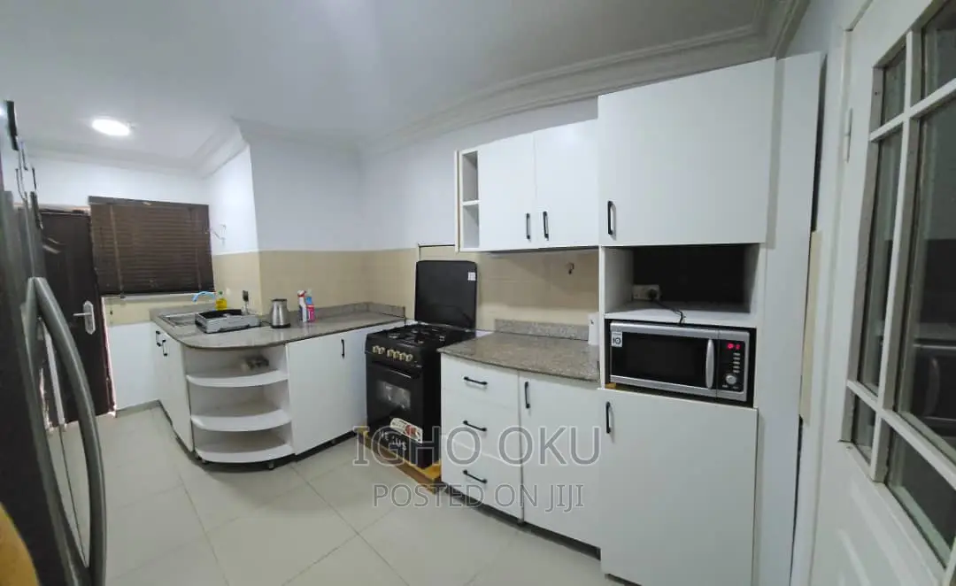 2 Bedroom Terrace Duplex Available for Short Stay.