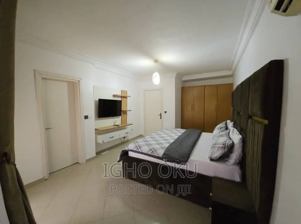 2 Bedroom Terrace Duplex Available for Short Stay.