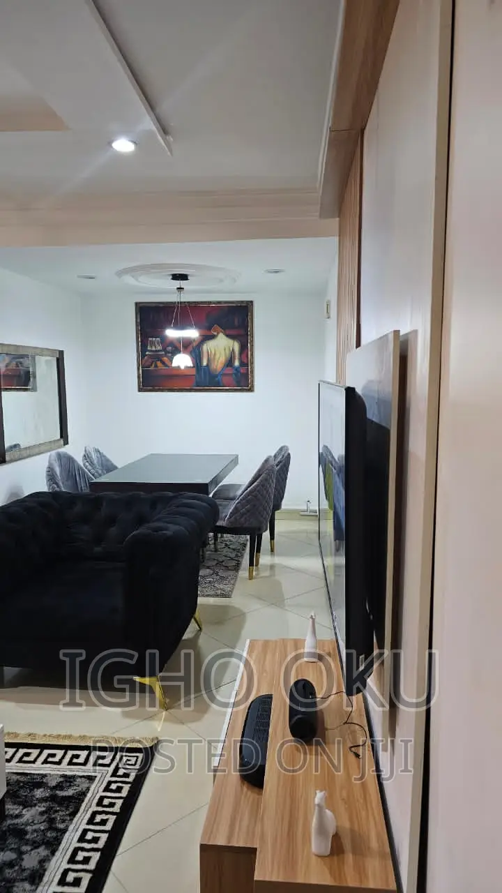 2 Bedroom Terrace Duplex Available for Short Stay.