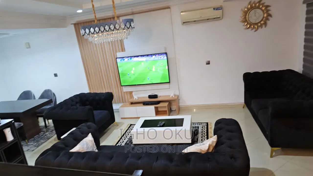 2 Bedroom Terrace Duplex Available for Short Stay.