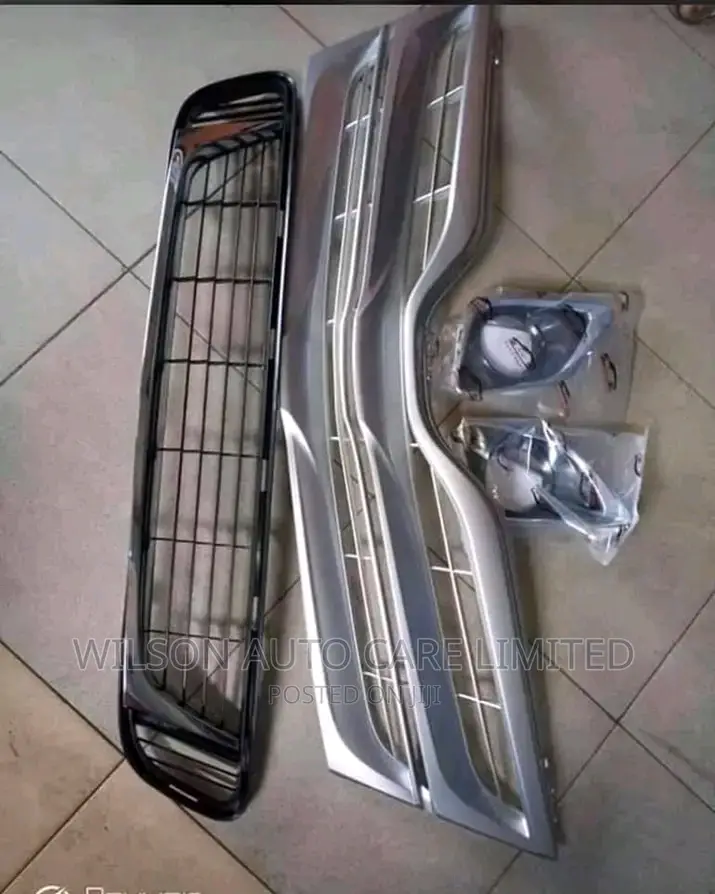 Front Grill Venza 2016 Model