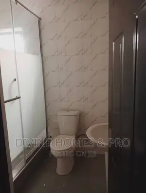 4bdrm Duplex in Life Camp for rent
