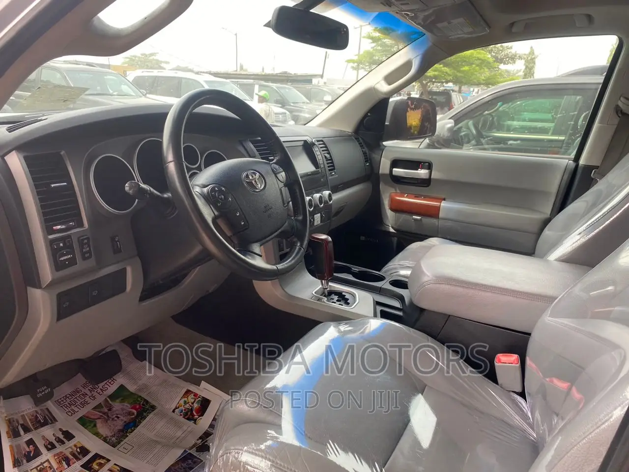 Toyota Sequoia 2011 Silver