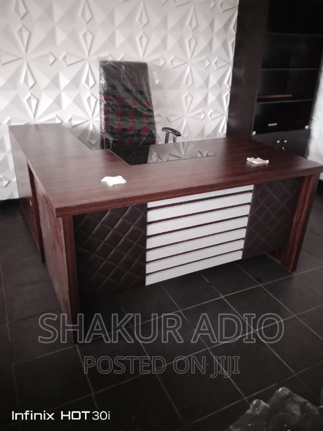 Executive Table With Extension