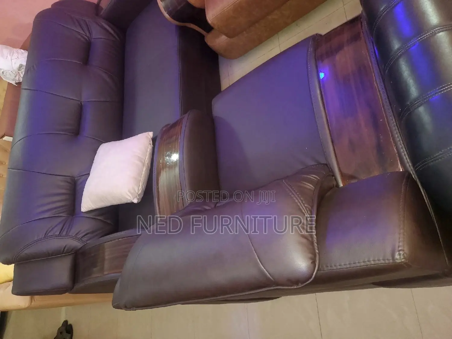 Quality Leather Padded Sofa Set
