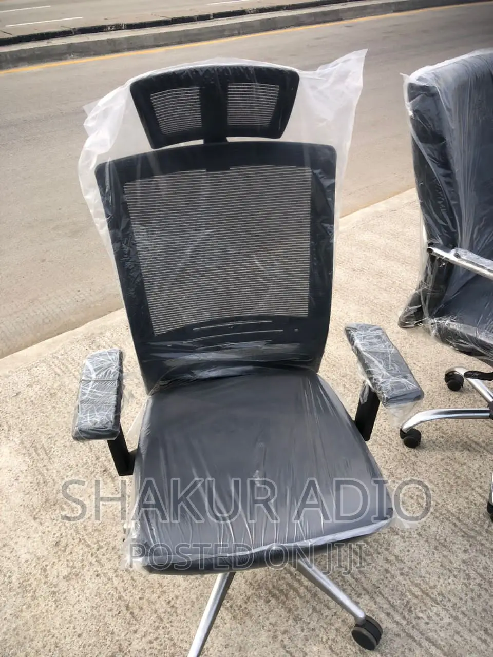 Quality Executive Net Chair
