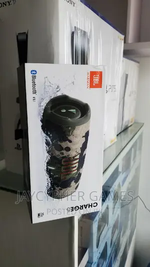 JBL Charge 5