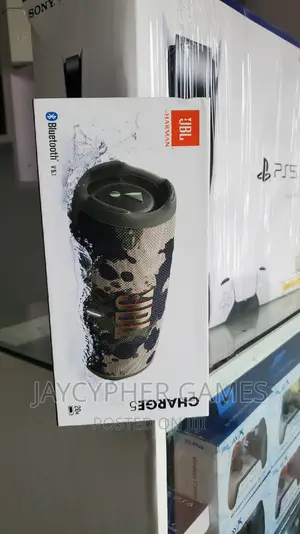 JBL Charge 5