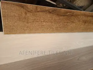 SPC Waterproof Laminate Wooden Floor