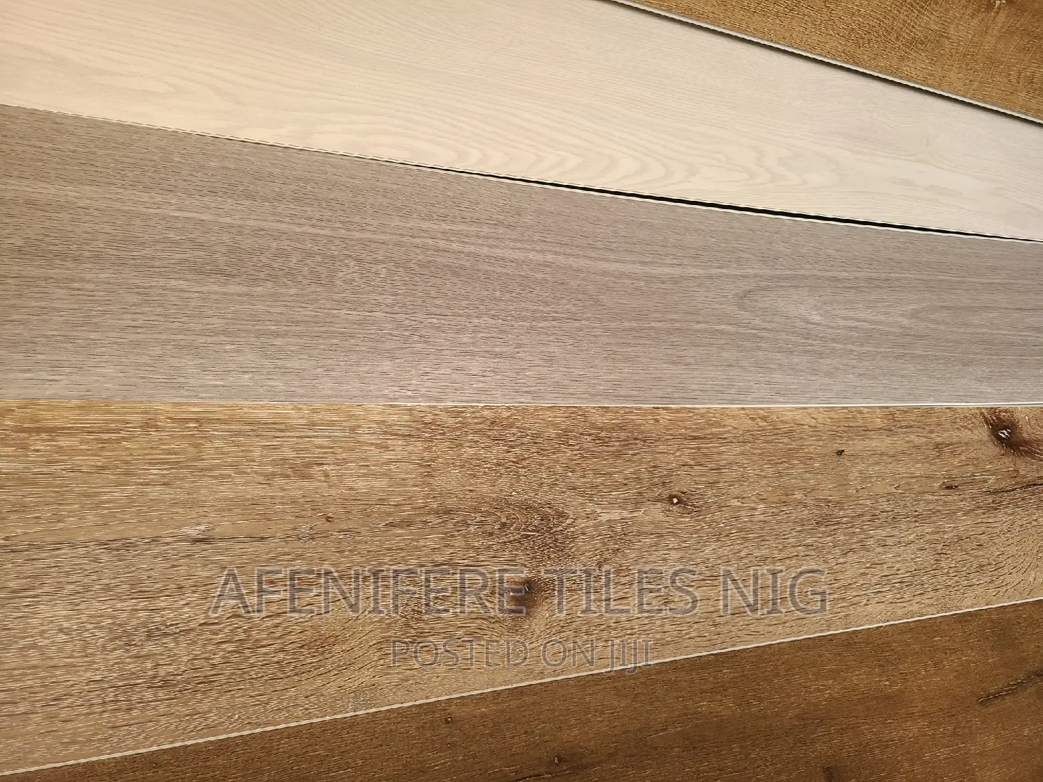 SPC Waterproof Laminate Wooden Floor