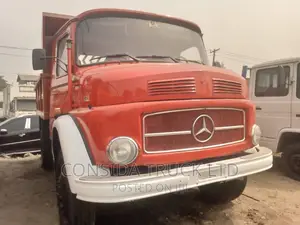 Mercedes Benz Actros 1413 1989 Red