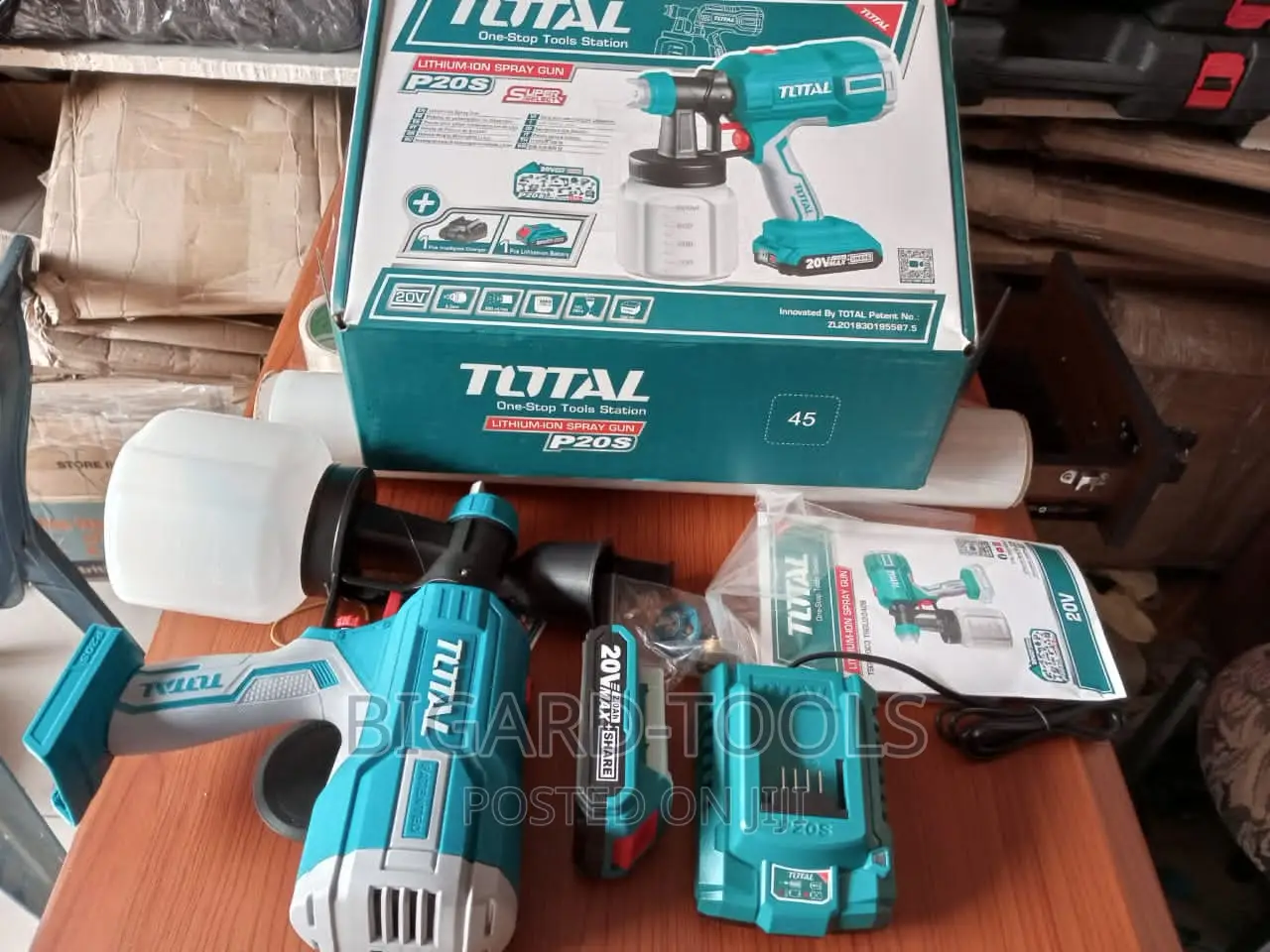 Sprayer Gun Rechargeable (20v TOTAL)
