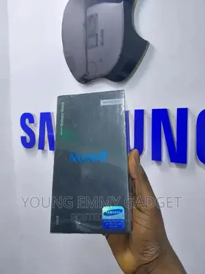 Photo - New Samsung Galaxy Note 8 64 GB Black