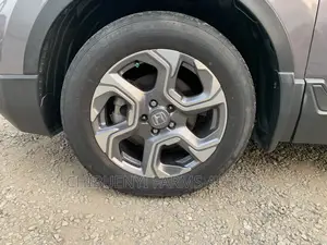Honda CR-V Touring AWD 2018 Gray