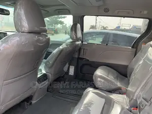 Toyota Sienna 2017 White