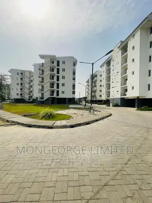 4bdrm Maisonette in Illupeju, Ilupeju Industrial Estate for sale